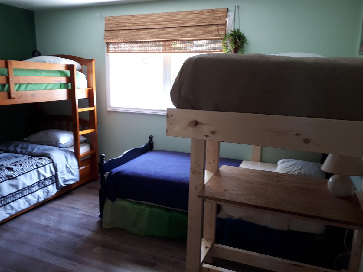 Bert Bark Inn HostelSaint Andrews エクステリア 写真